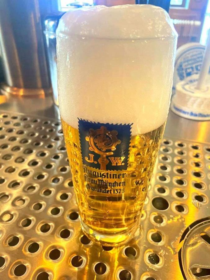 Bayerischer Hof 2*
