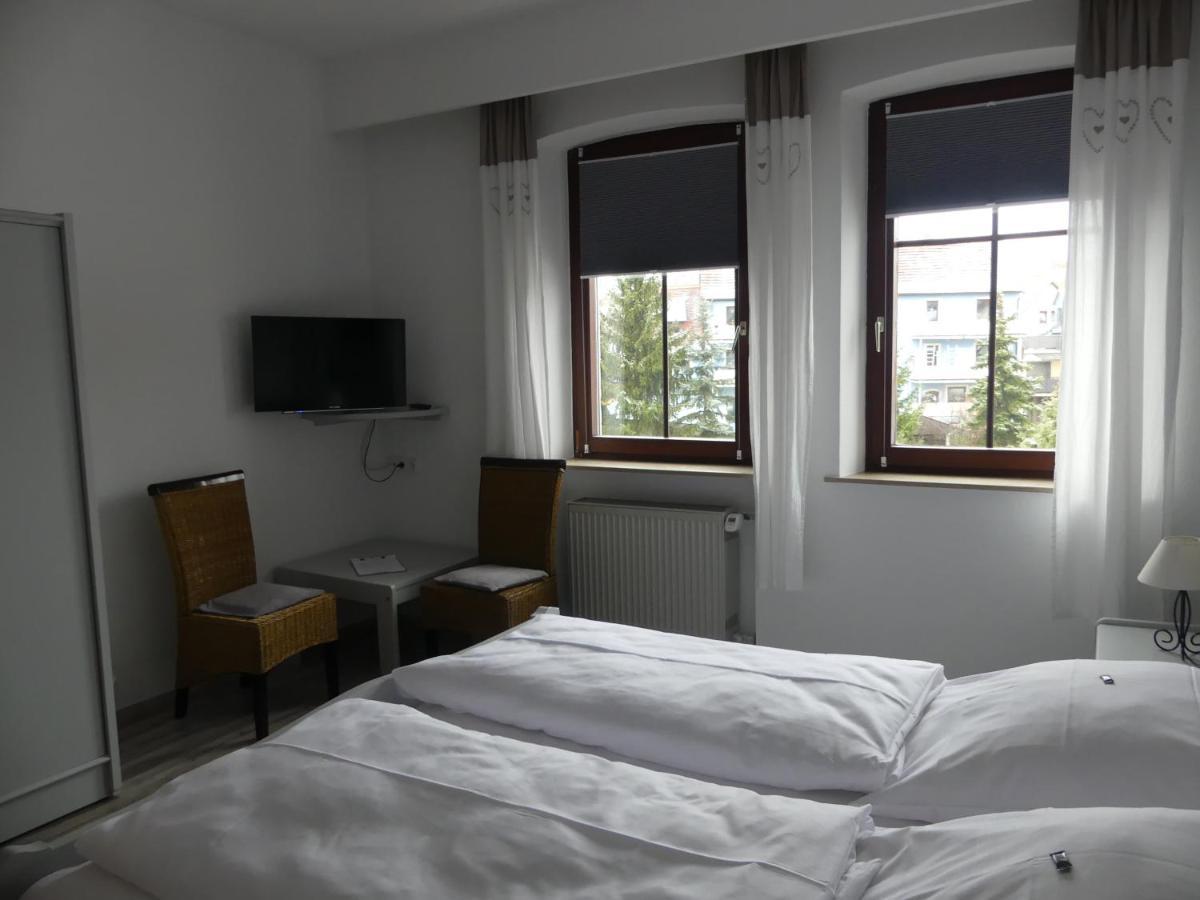 Bayerischer Hof Hotel 2*