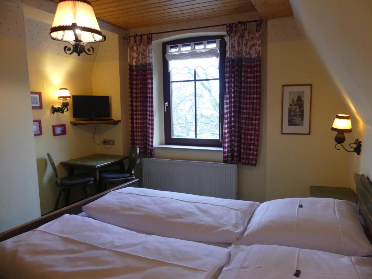 Bayerischer Hof 2*